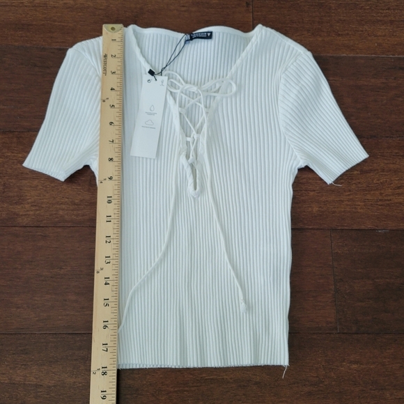 NEW Zara White Ribbed Lace-Up Short Sleeve Slim Fit Crop Top Women's Size M - Picture 8 of 9